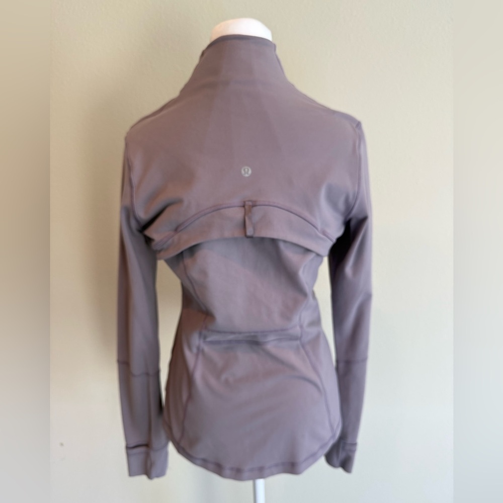 Lululemon Jacket - Picture 6 of 9